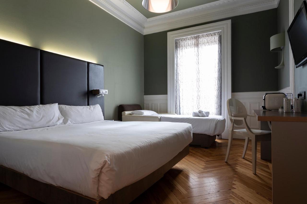 Triple Room,1346221967:JPEG